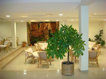 Residencia Santa Marta Hotell Tomar Exteriör bild
